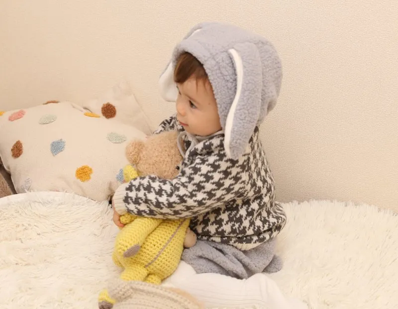 うさちゃん帽子、うさちゃんパンツ